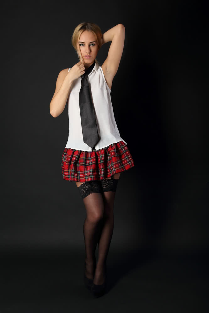 Aylin in the Studio: Schoolgirl Cosplay